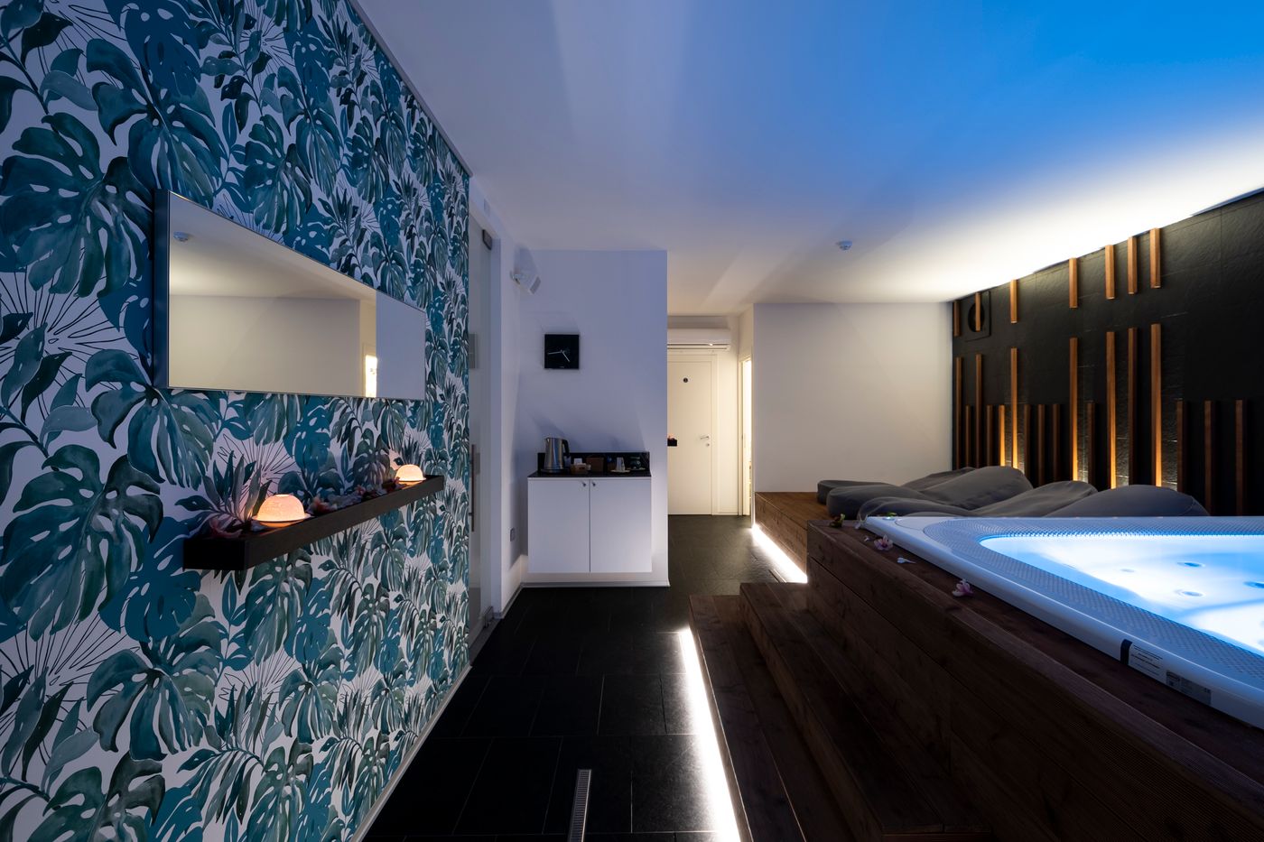 Alkamuri-Posh-Hotel---Spa-Sports-and-Entertainment-75