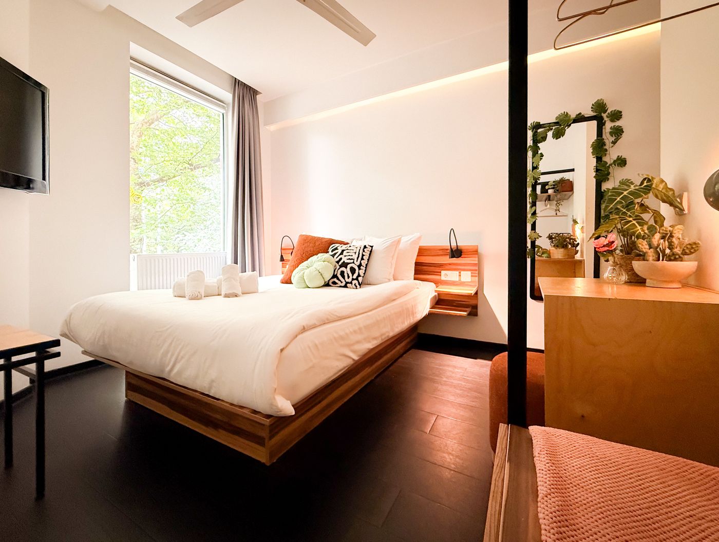 The-Arcade-Hotel-Room-10