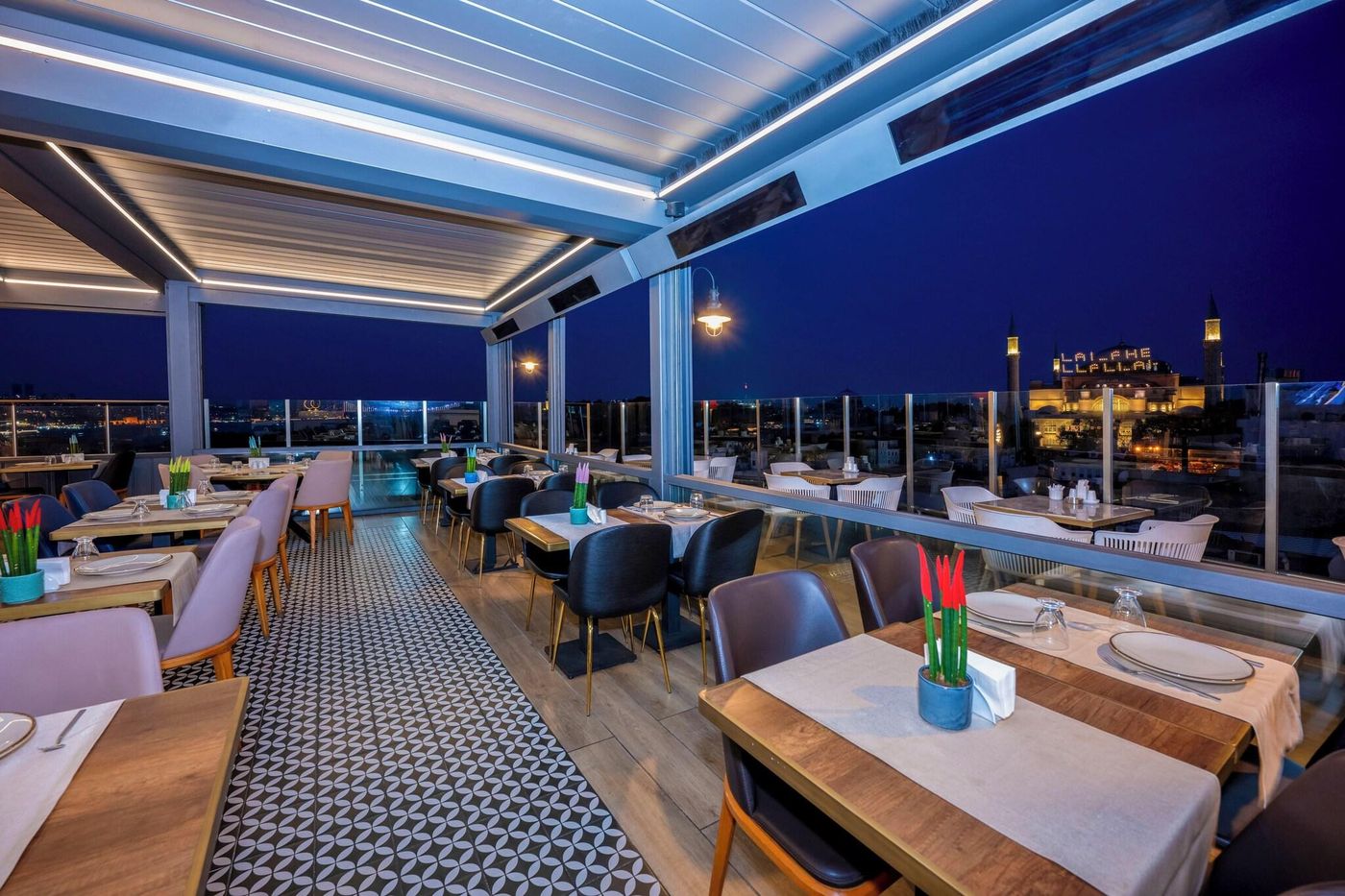 Arden-City-Restaurant-4