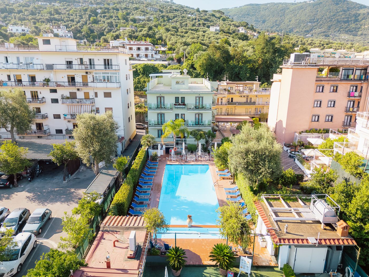 Comfort-Hotel-Gardenia-Sorrento-Coast-General-view-2