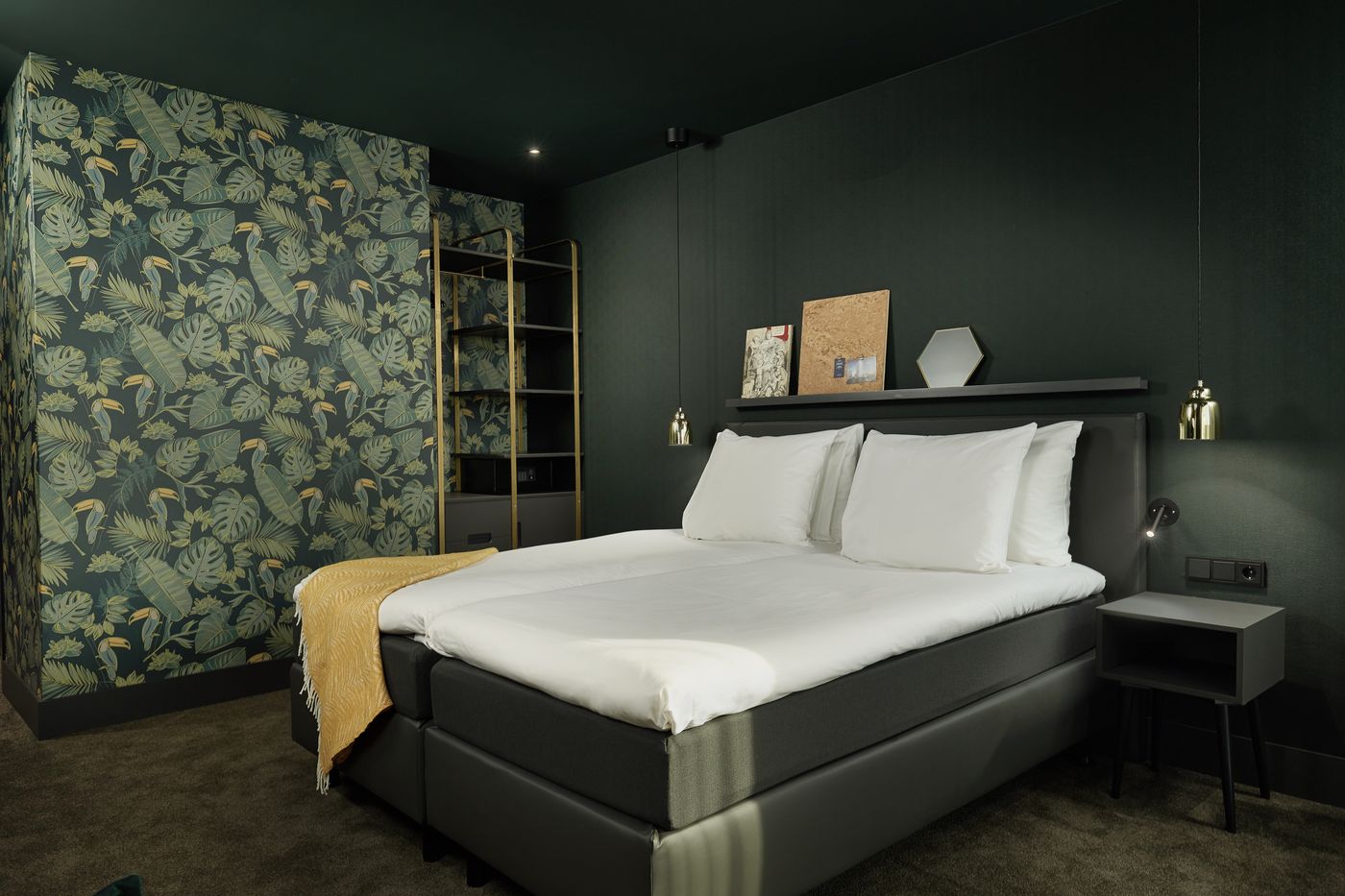 Van-der-Valk-Hotel-Amsterdam---Amstel-Room-21