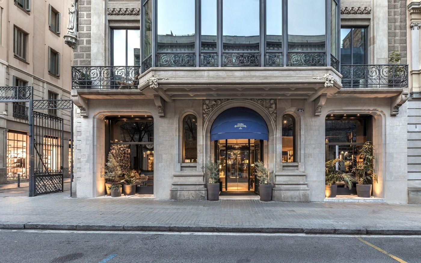 Casa Sagnier-Spain-Barcelona-General view-1