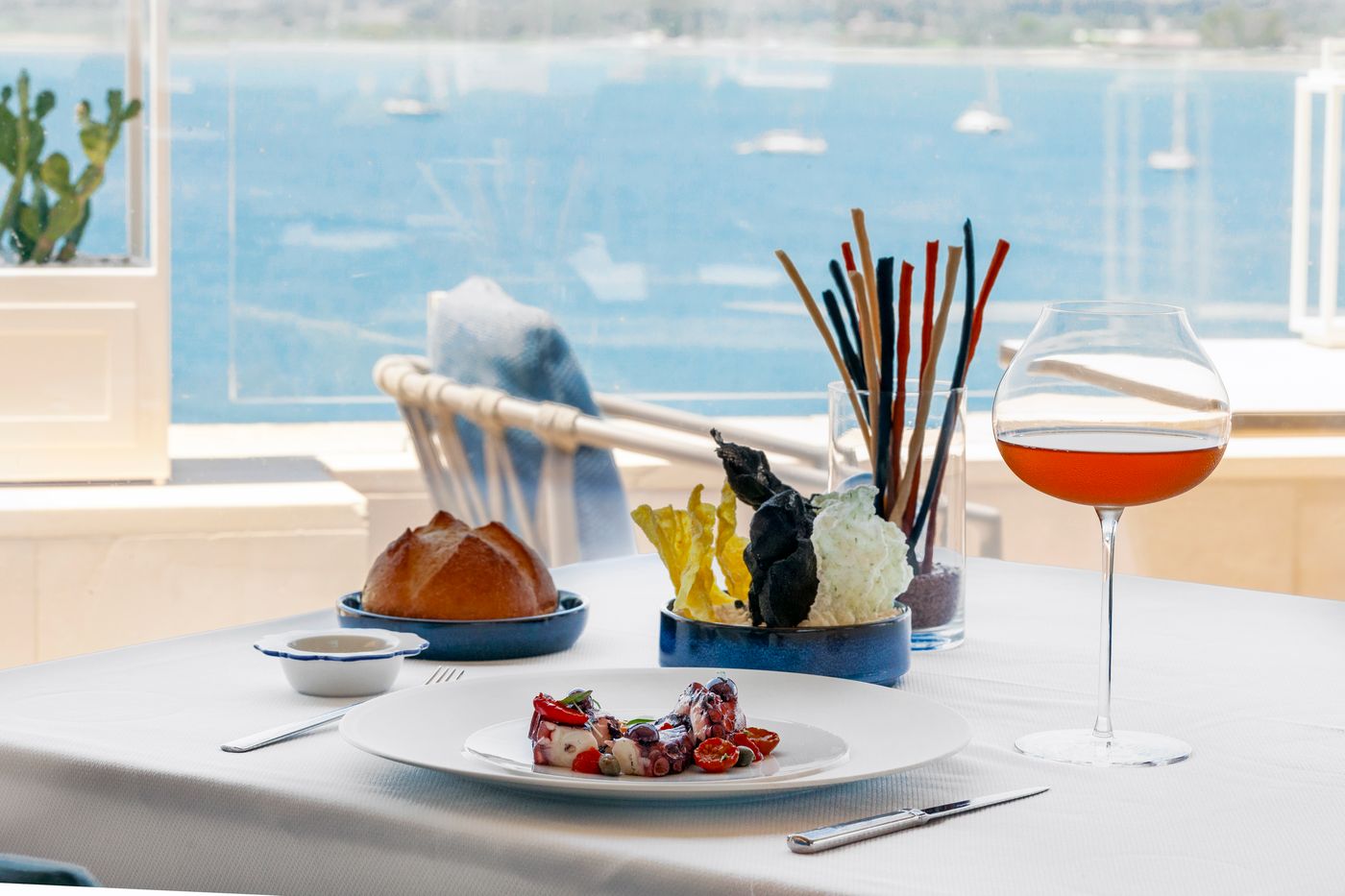 Des-Etrangers-Hotel---Spa-Restaurant-33