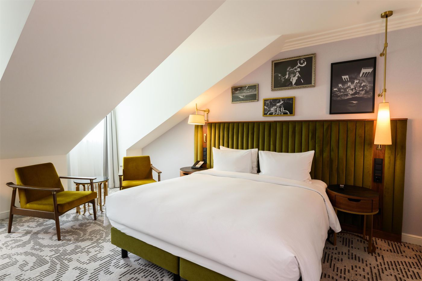 Hotel-Saski-Krakow--Curio-collection-by-Hilton-Room-37