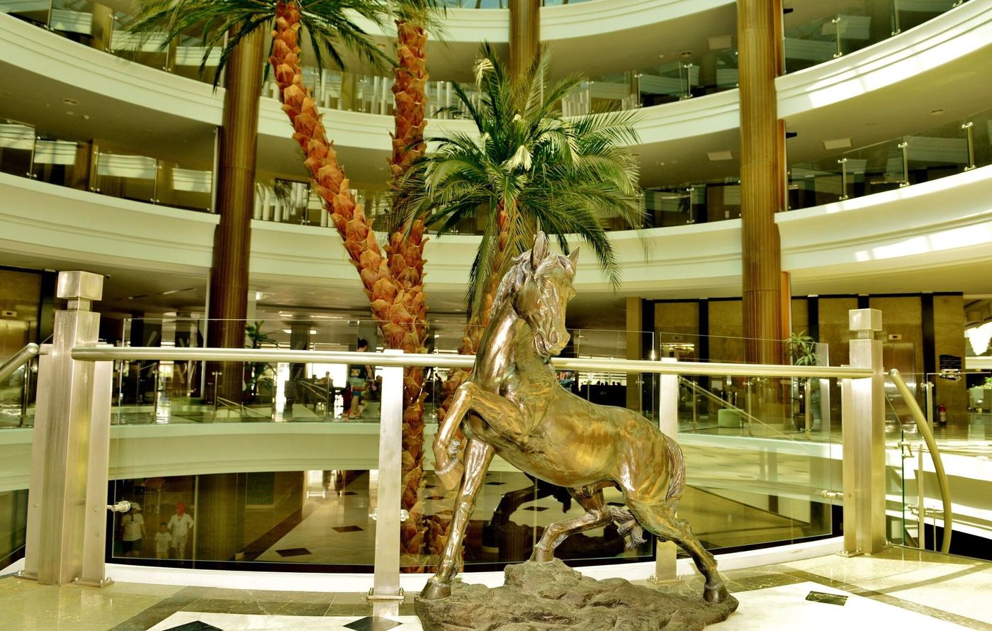 Green-Nature-Diamond-Hotel-Lobby-44