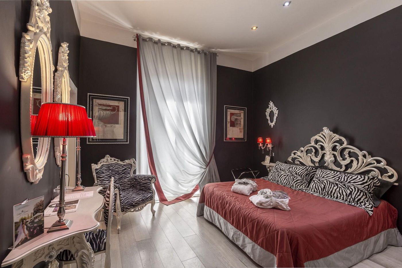 Columbia-Charming-Spa-Room-34