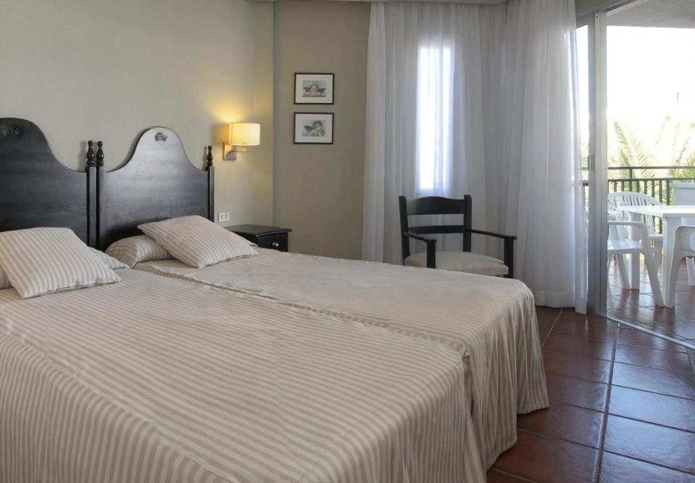 HG Tenerife Sur Apartments