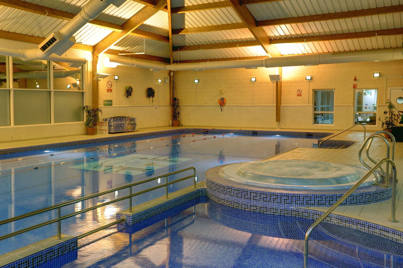 Best Western Kings Manor Hotel - United Kingdom - Edinburgh - Pool - 6