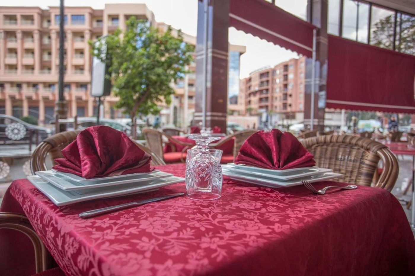 Hotel Les Ambassadeurs 16.10