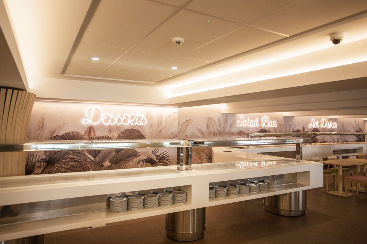 Hotel Ambassador I & II 