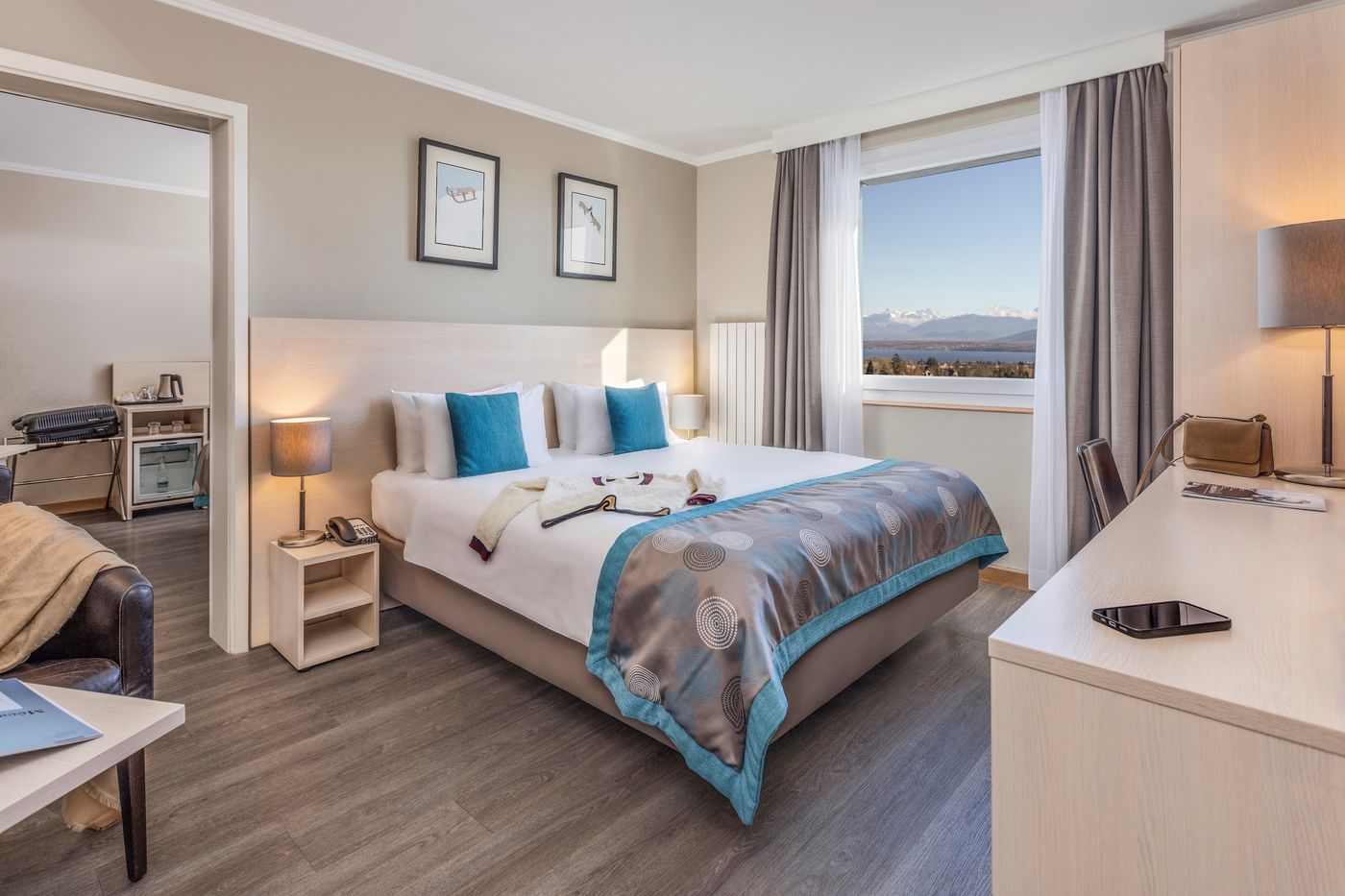 Hotel-Everness--Signature-Collection-Room-6