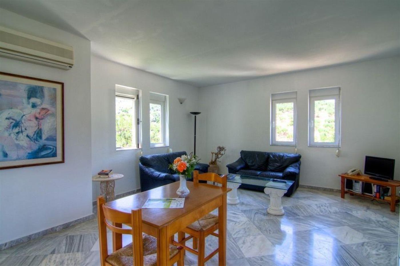 Xidas-Garden-Room-19