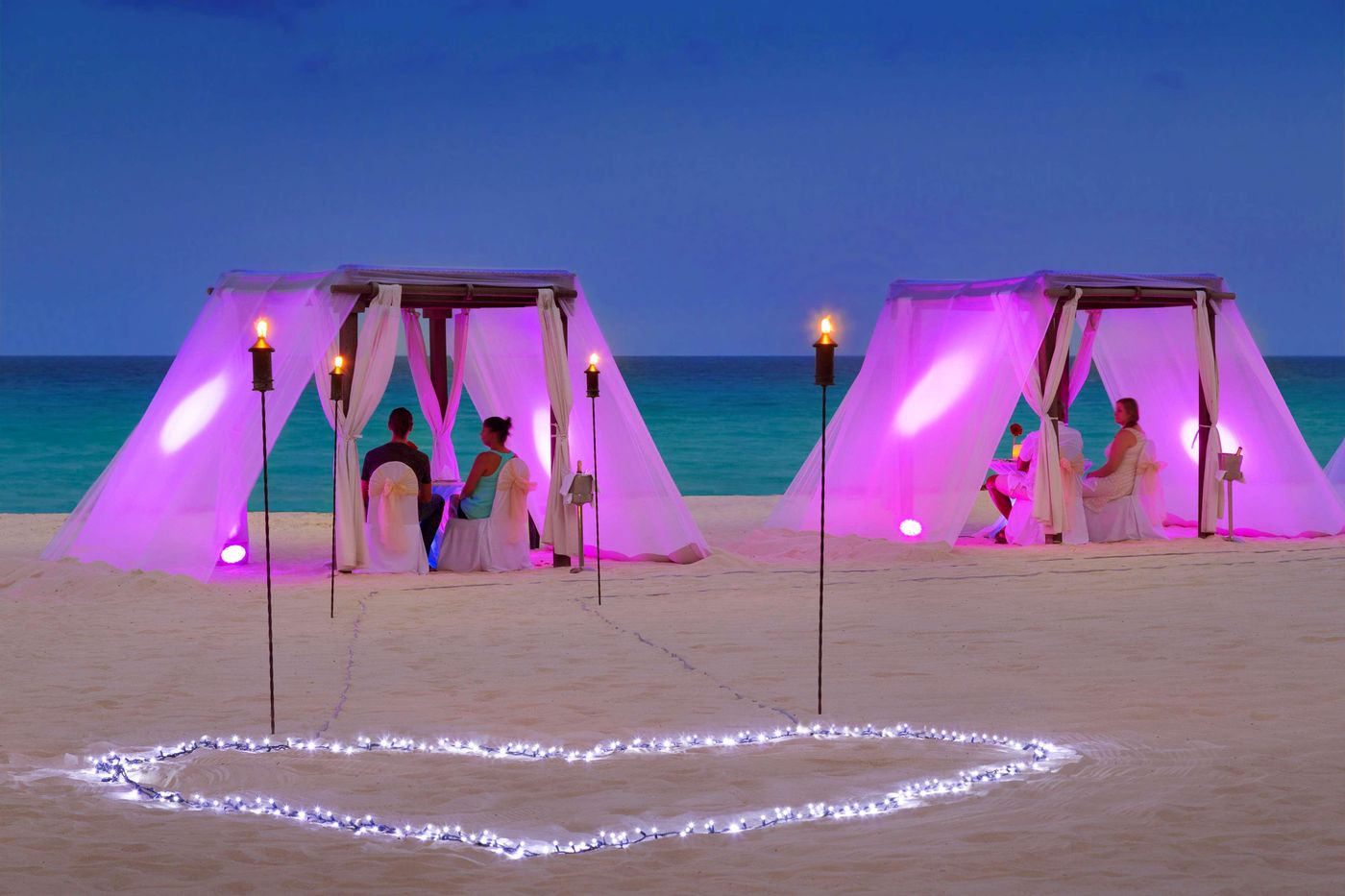 Hyatt-Zilara-Cancun-Beach-112