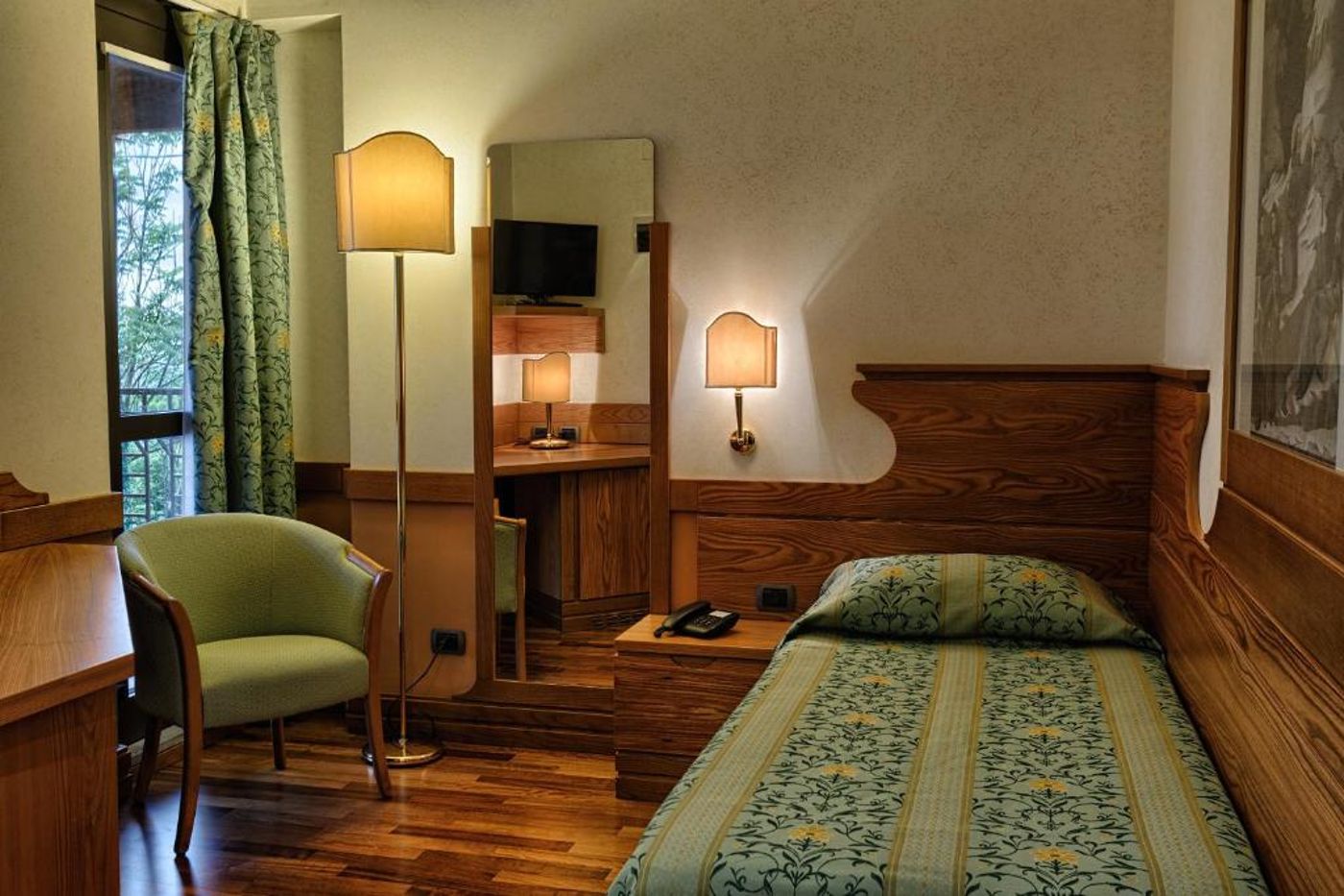 BV Grand Hotel Assisi-Italy-ASSISI-Room-10
