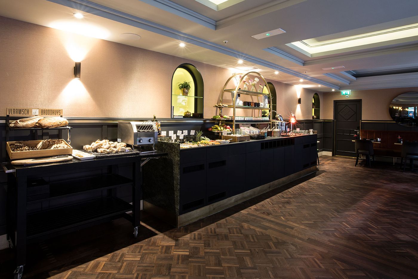 Clayton-Hotel-Amsterdam-American-General-view-17