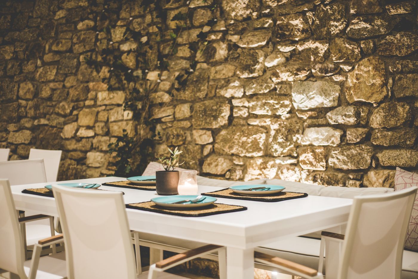 Super-Paradise-Hotel-Restaurant-49