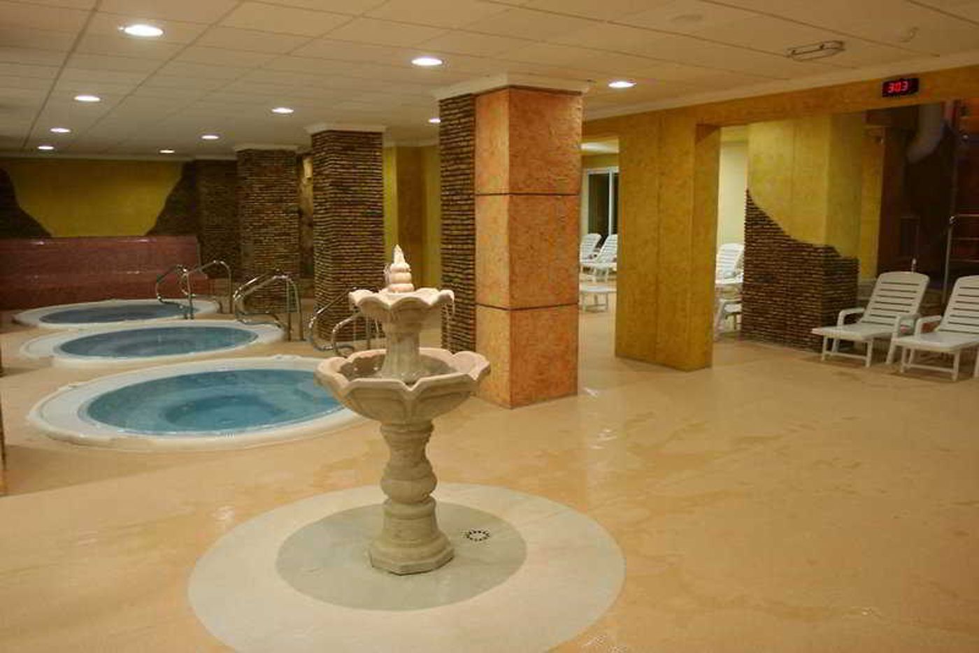 Gran-Hotel-Pe----iscola-Pool-40