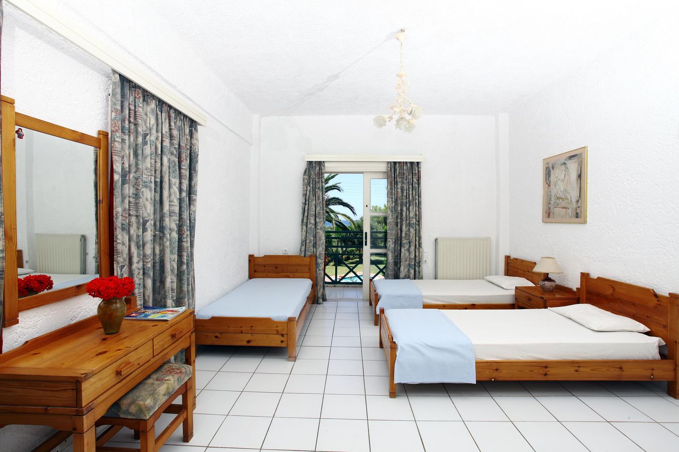 Classic-Apartments-Room-15