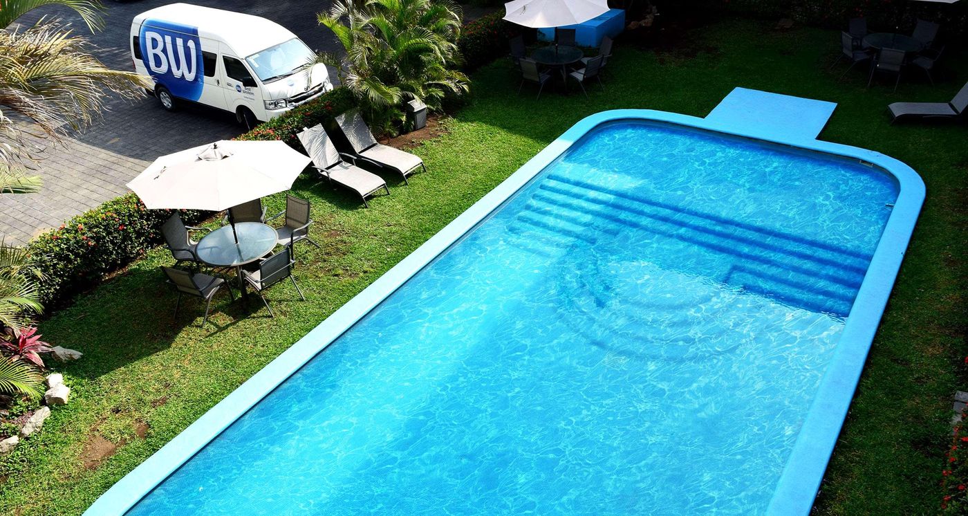 Best-Western-Patong-Beach-Pool-9