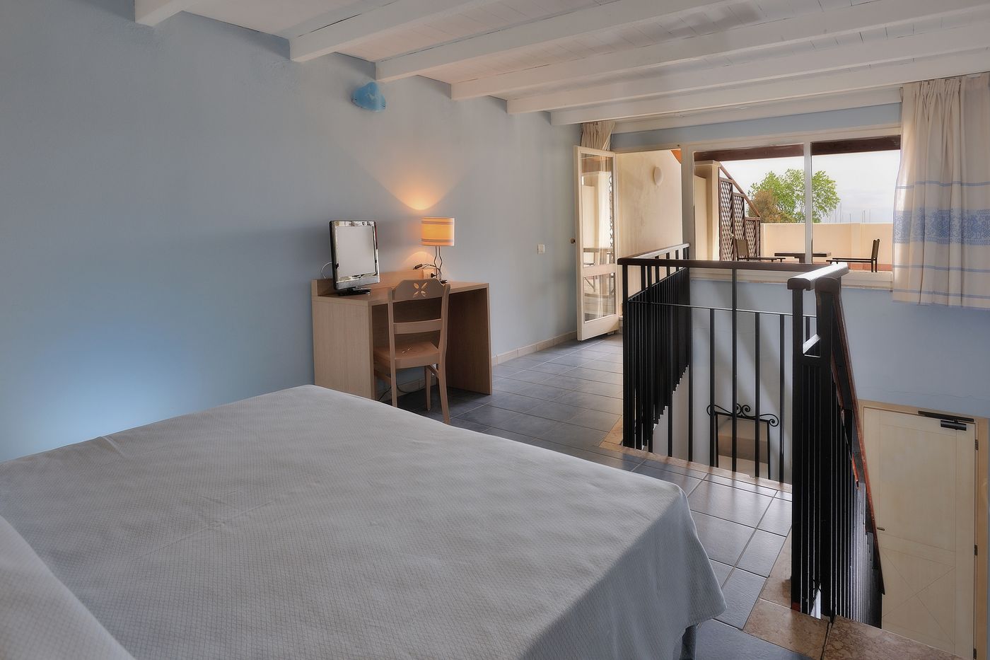 Cala-della-Torre-Room-33