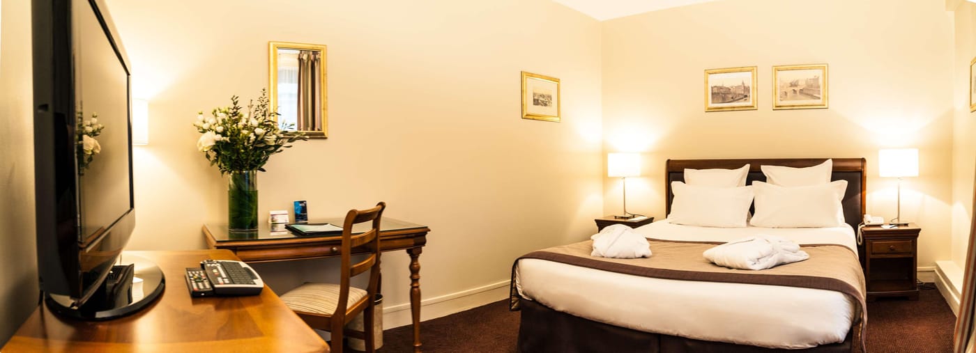 Saint-James-Albany-Paris-Hotel-Spa-Room-39