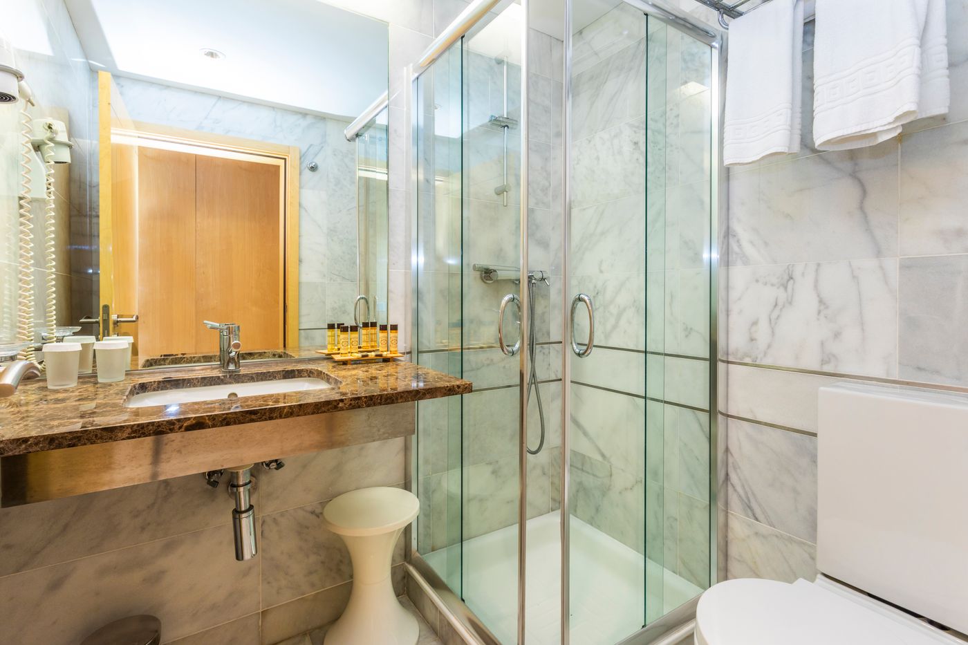 Crowne-Plaza-Caparica-Lisbon-Room-40