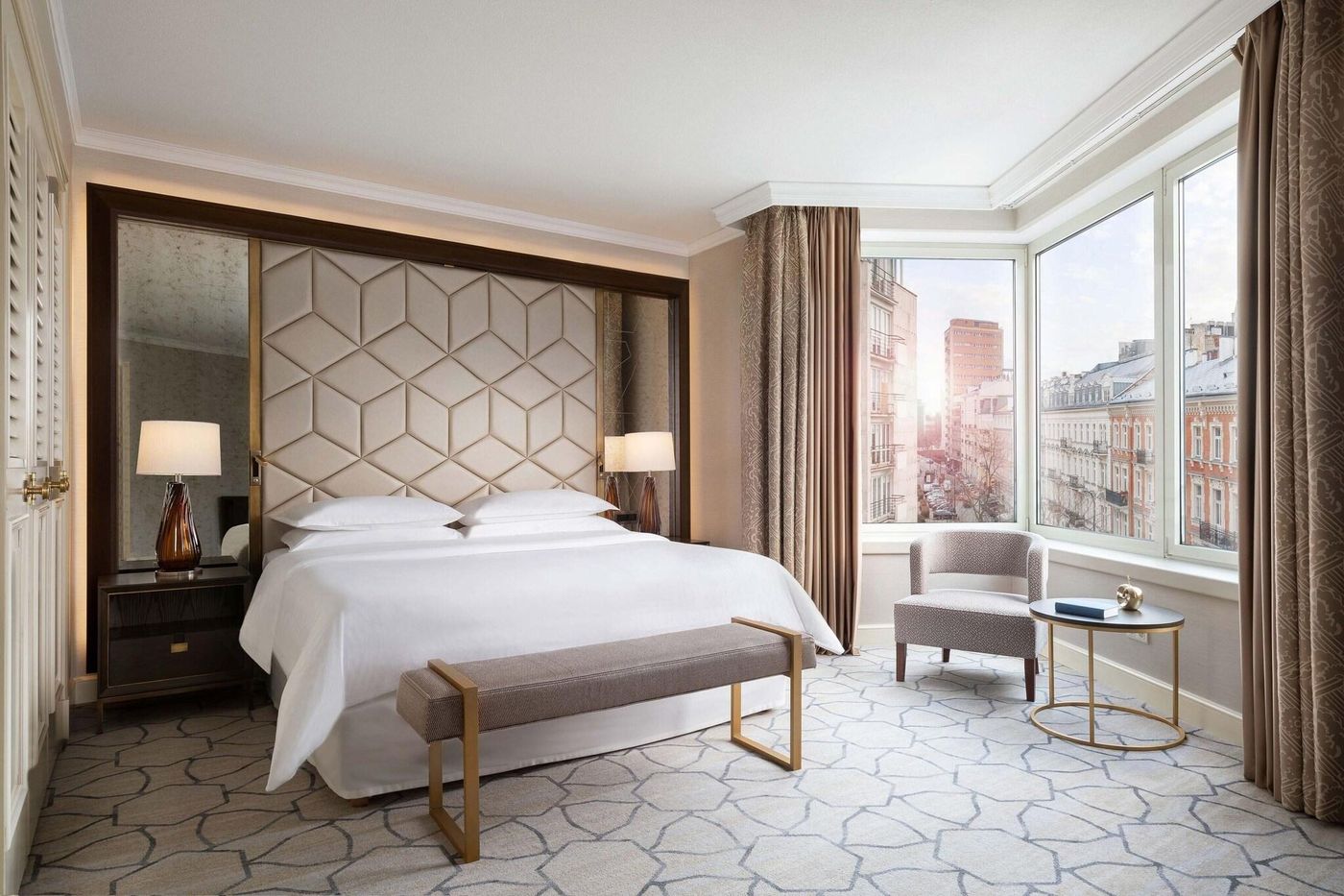 Sheraton-Warsaw-Hotel-Room-34