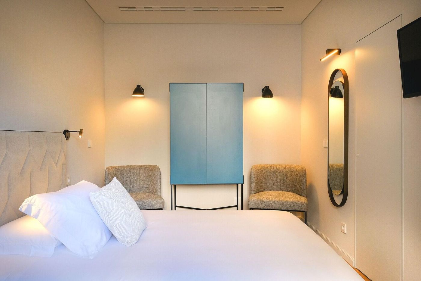 Mourasuites-Hotel-Room-28