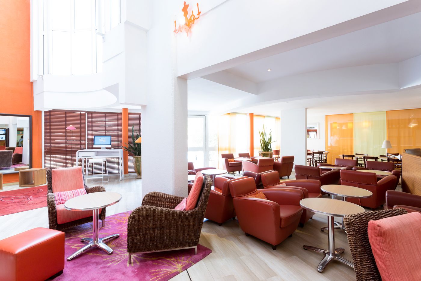 Novotel Suites Montpellier - France - MONTPELLIER - Lobby - 1