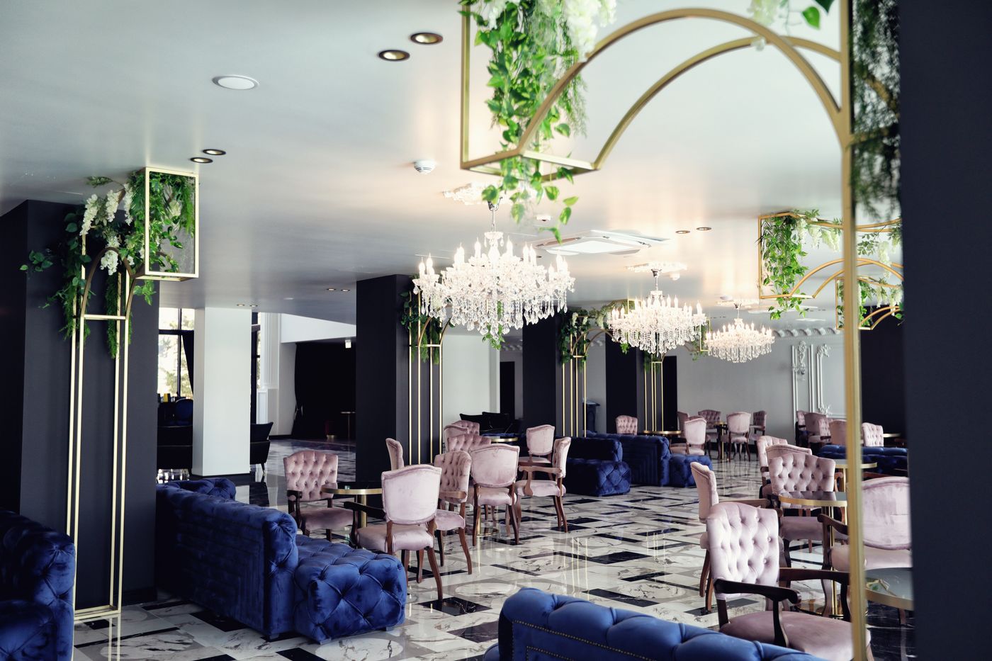 Luxury Premium Finese-Albania-Golem-Lobby-9