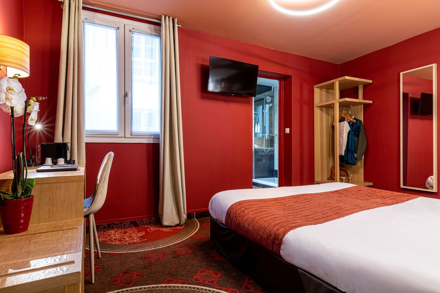 Hotel-Ariane-Montparnasse-by-Patrick-Hayat-Room-20