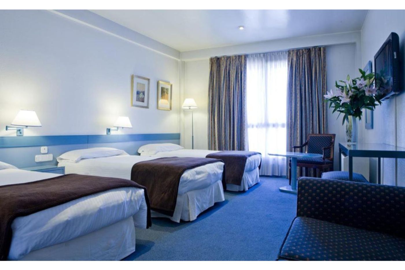 Espahotel-Plaza-de-Espana-Room-24