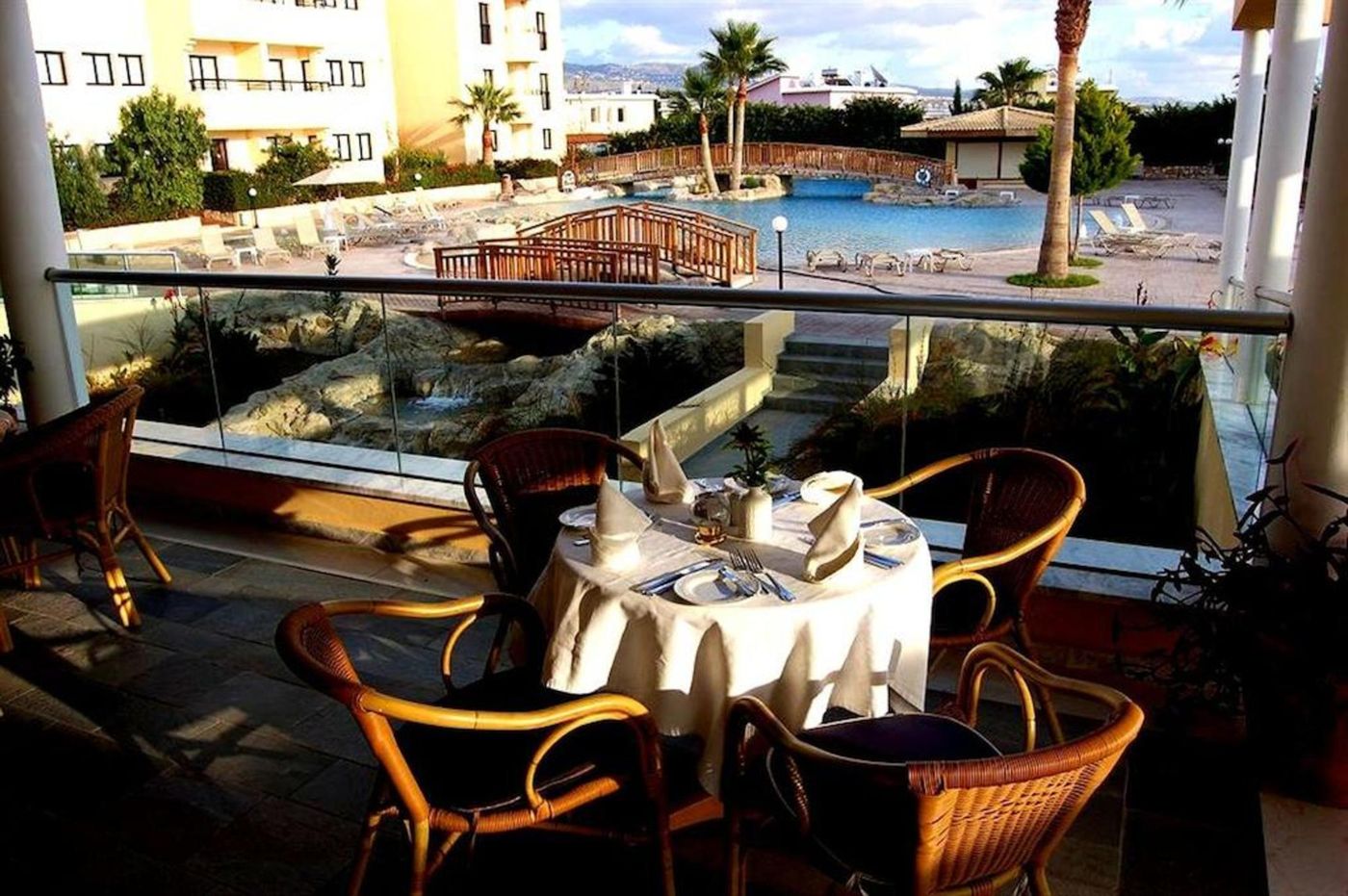 Panareti-Coral-Bay-Resort-Restaurant-7