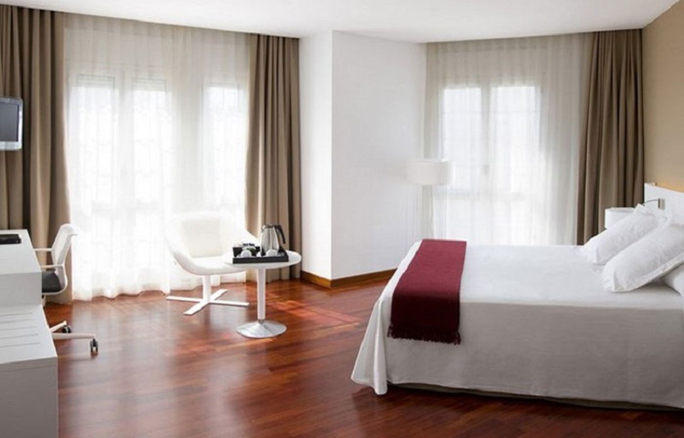 URH-Ciutat-de-Mataro-Room-21