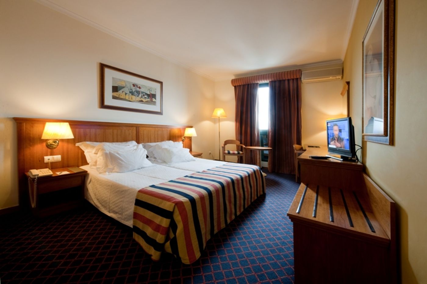 Vila Gale Porto - Portugal - OPORTO - General view - 4