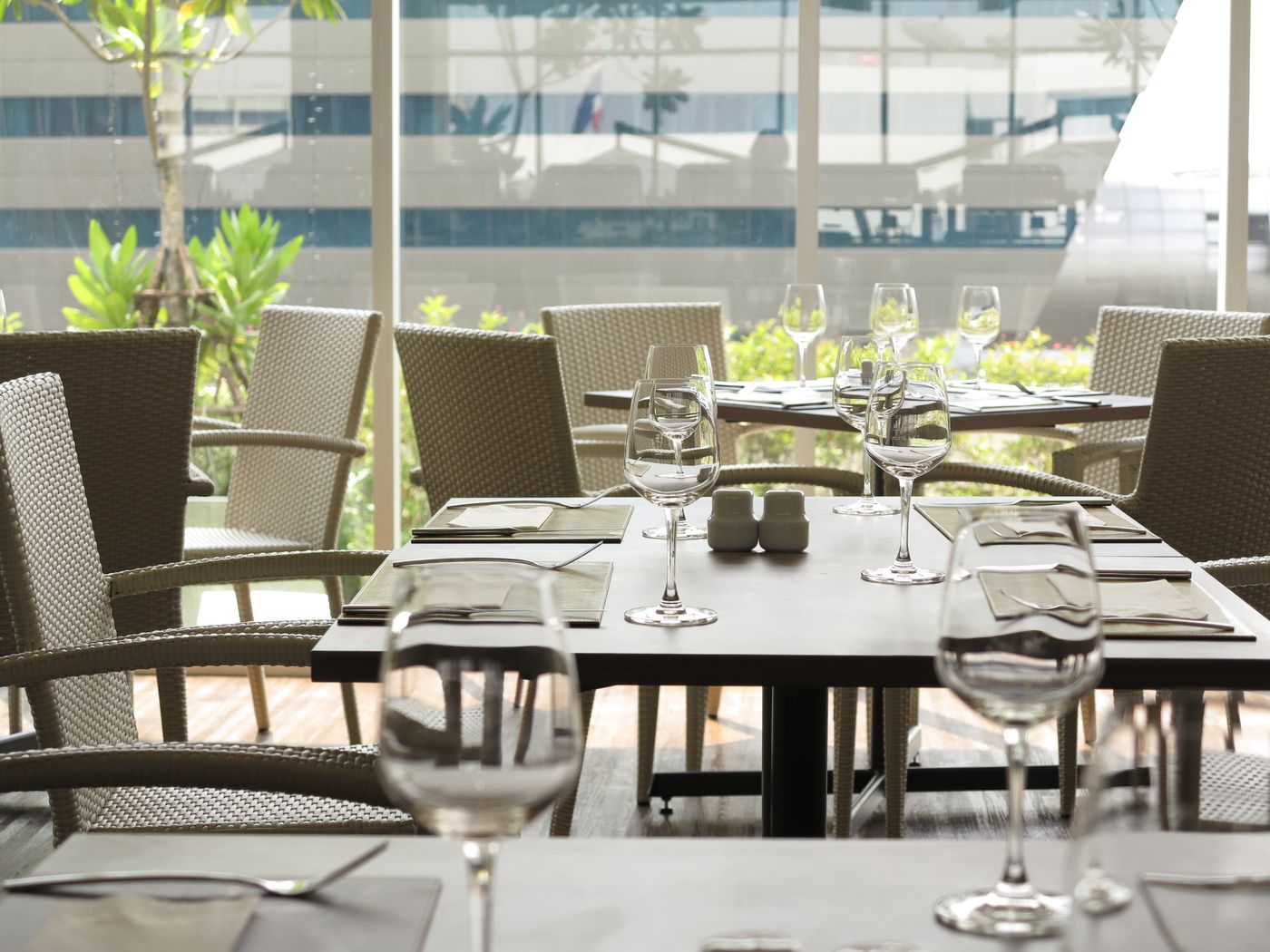 Centara-Life-Government-Complex-Hotel---Convention-Restaurant-29