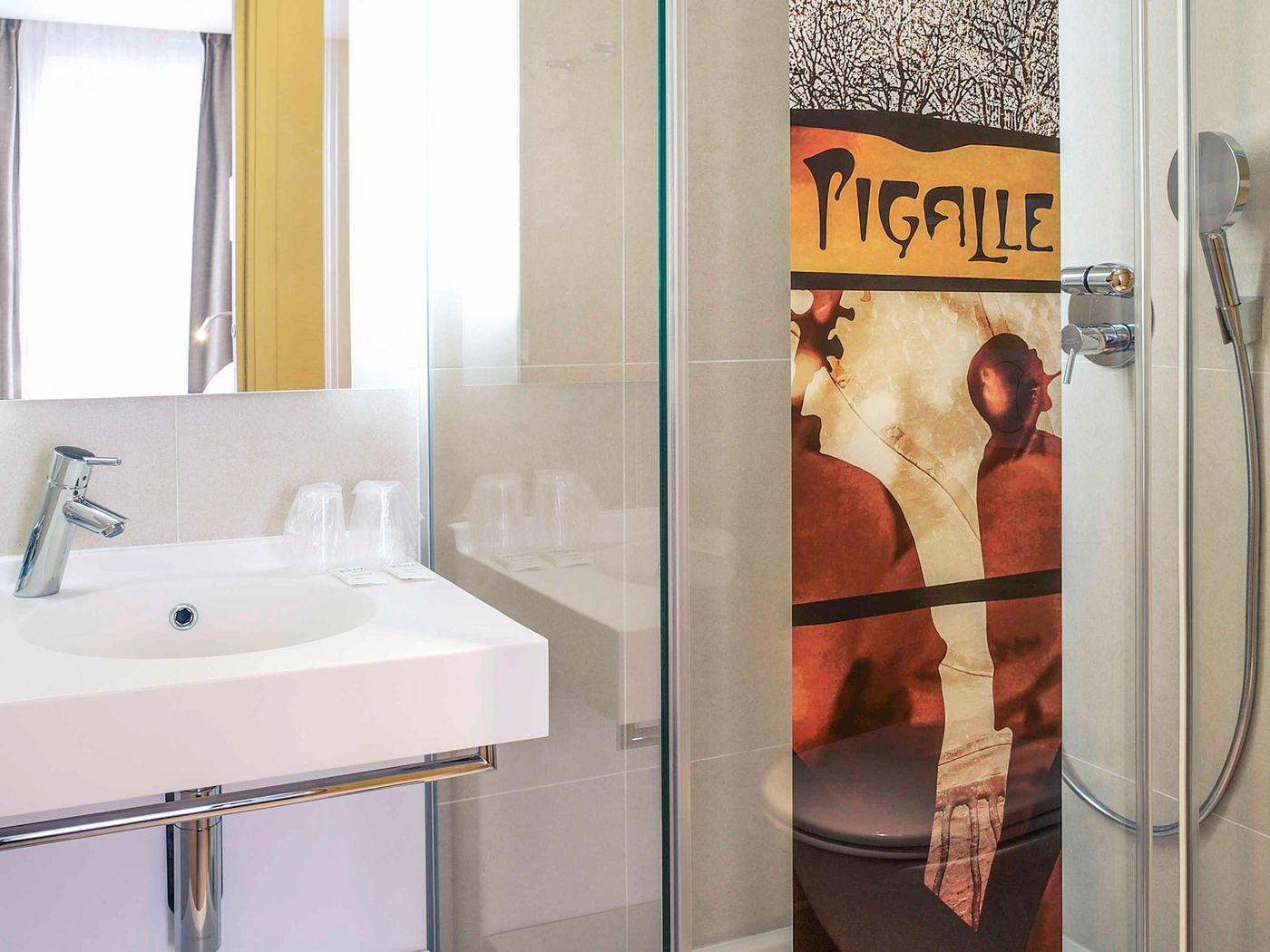 Mercure-Paris-Pigalle-Sacre-Coeur-Room-42