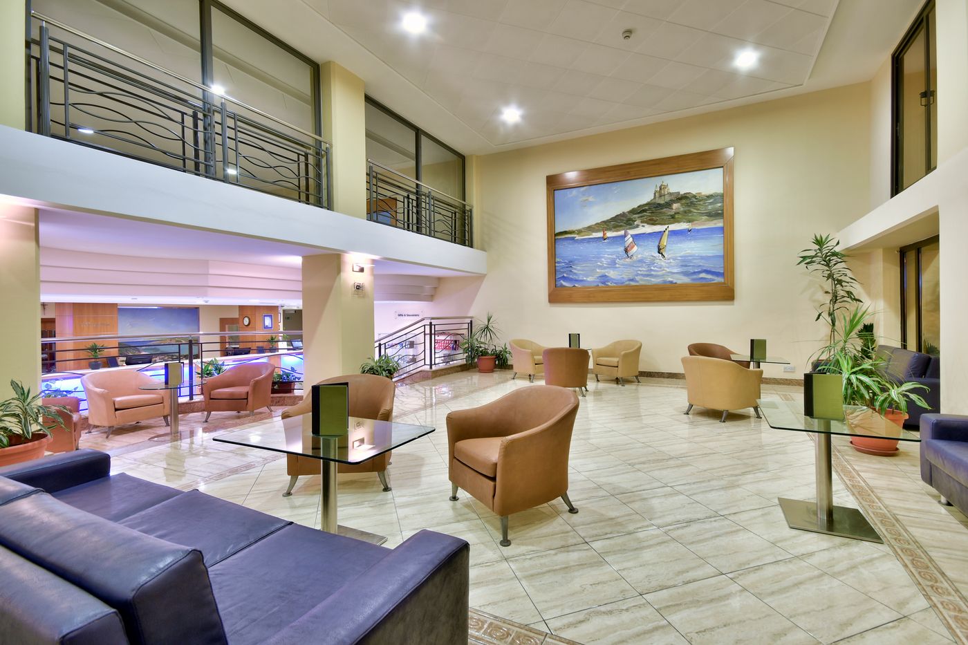 Luna-Holiday-Complex-Lobby-56