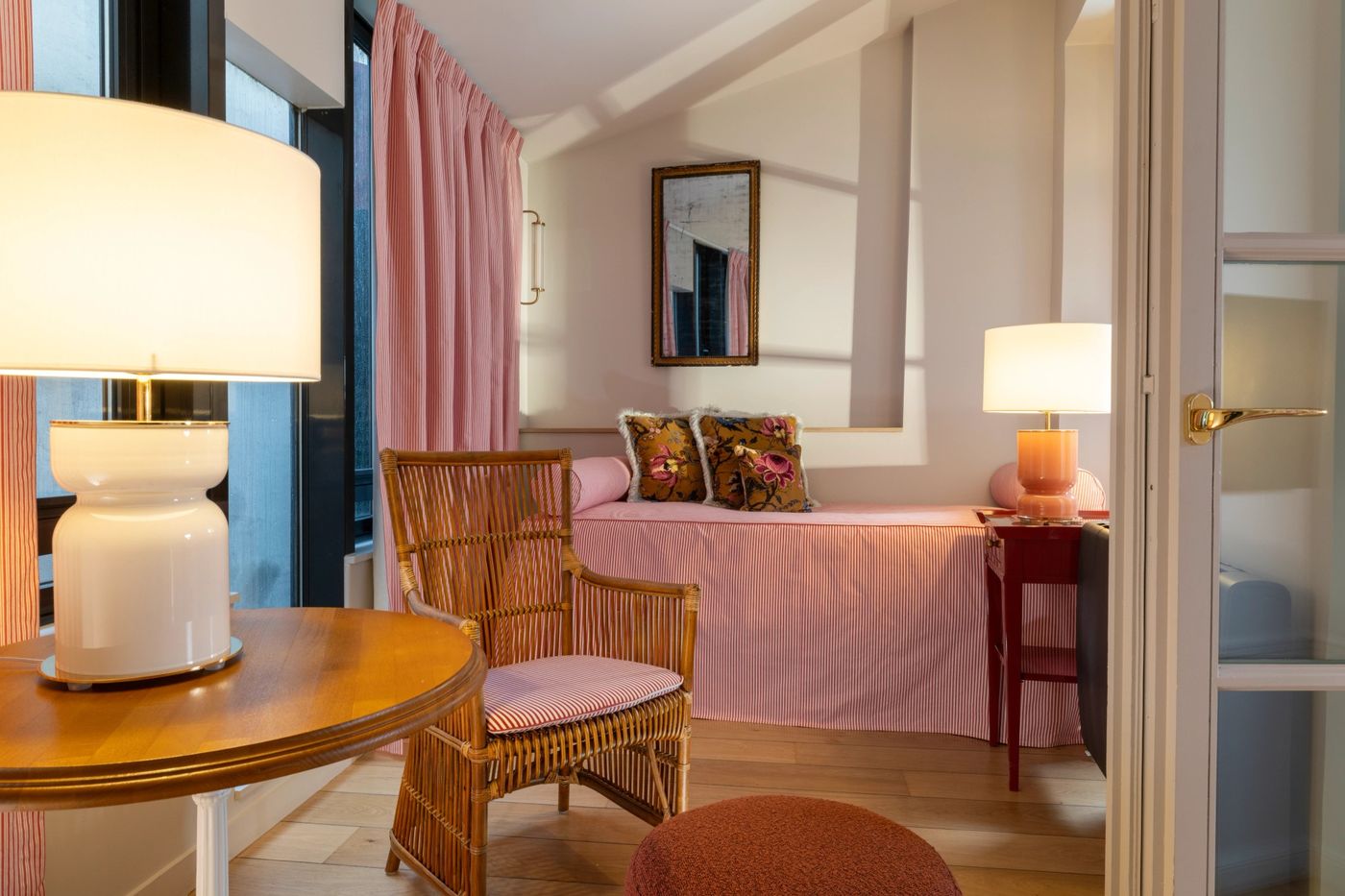 Le-Lavoisier-Room-16