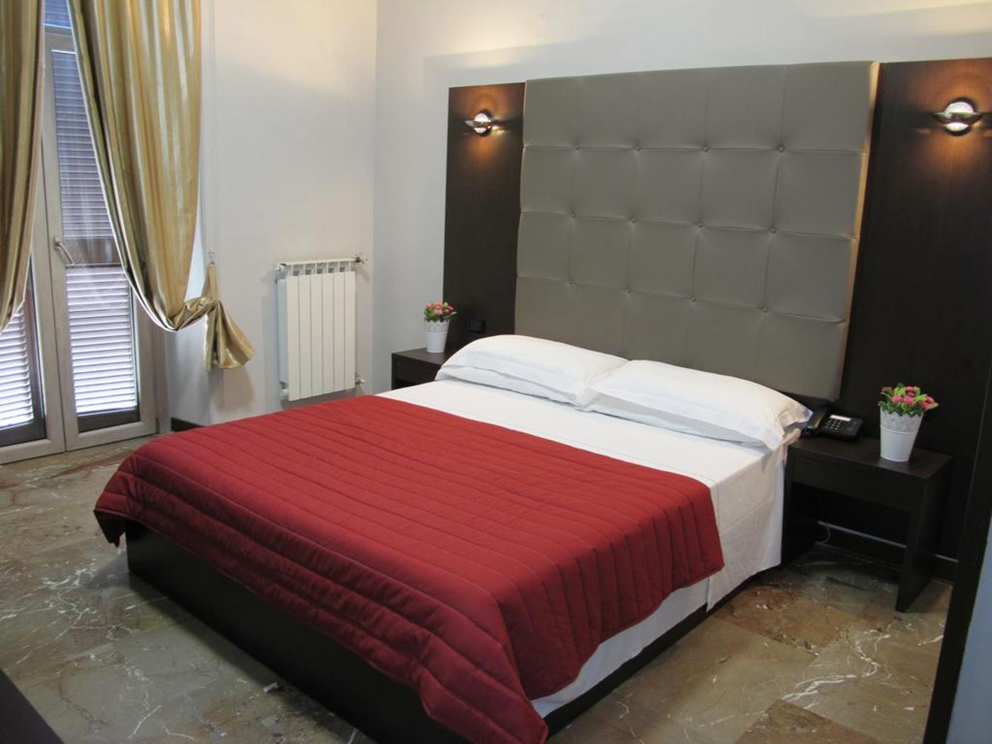 D'Este-Italy-ROME-Room-10