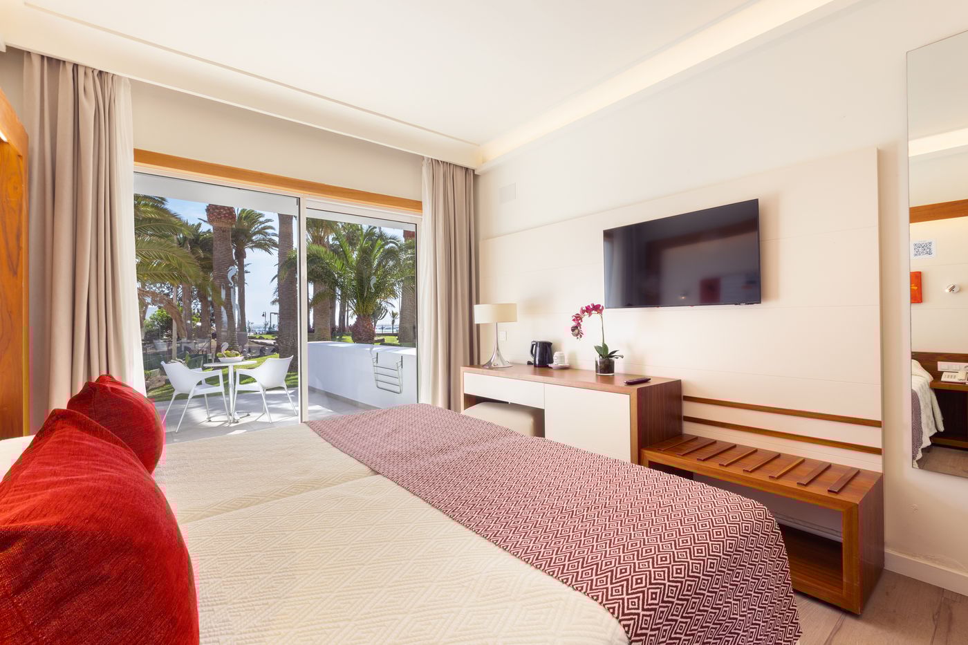 Hipotels-La-Geria-Room-28