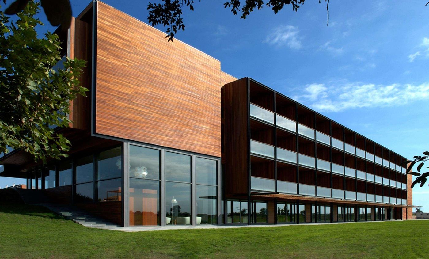 Double-Tree-by-Hilton-Hotel-Emporda-General-view-2