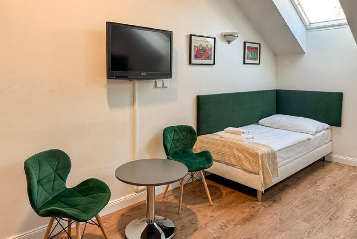 Hotel-Mala-Strana-Room-19