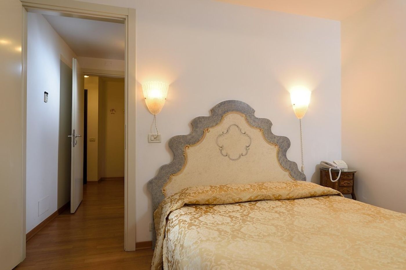 Royal-San-Marco-Room-25