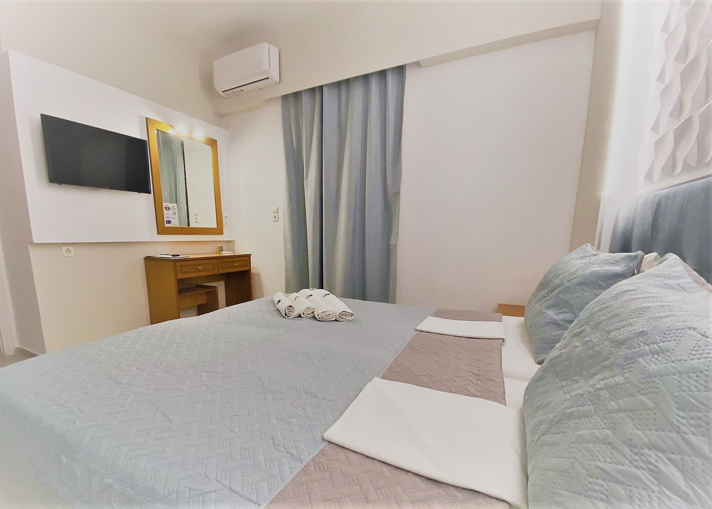 Castro-Hotel-Room-29