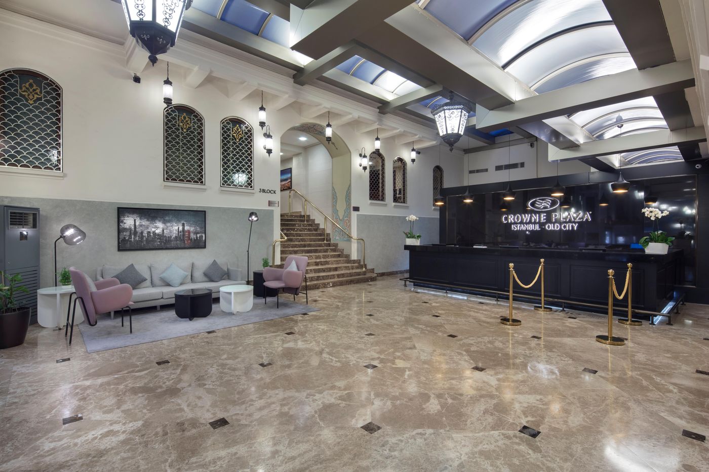 Crowne-Plaza-Istanbul---Old-City-General-view-19