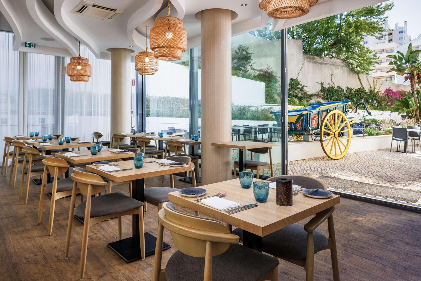 Jupiter-Marina-Hotel---Couples---Spa--Adults-Only--Restaurant-38