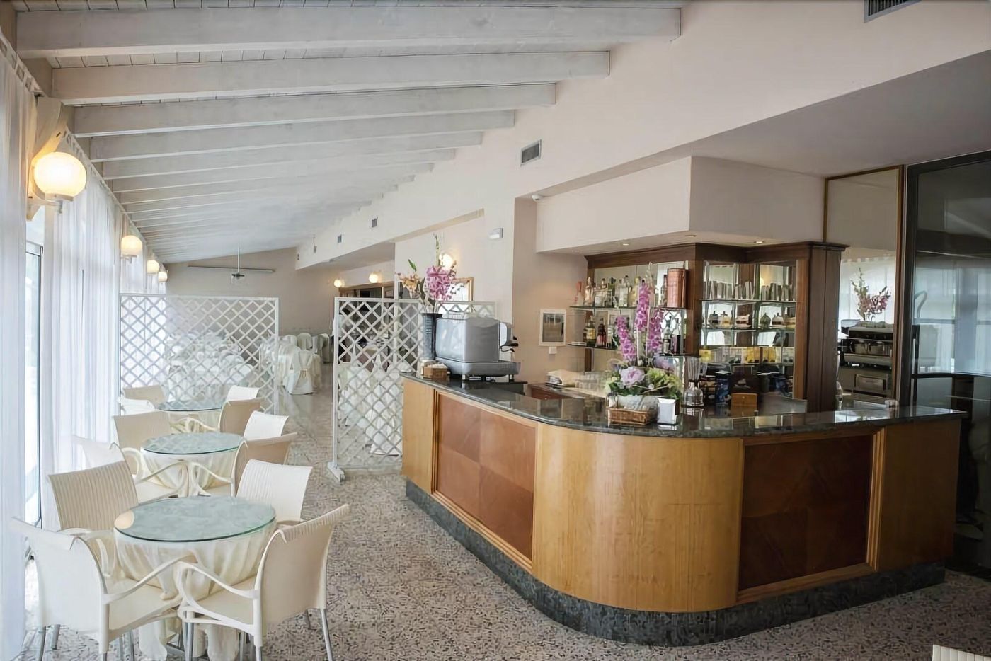 Hotel-Villa-Elena-Bar-14