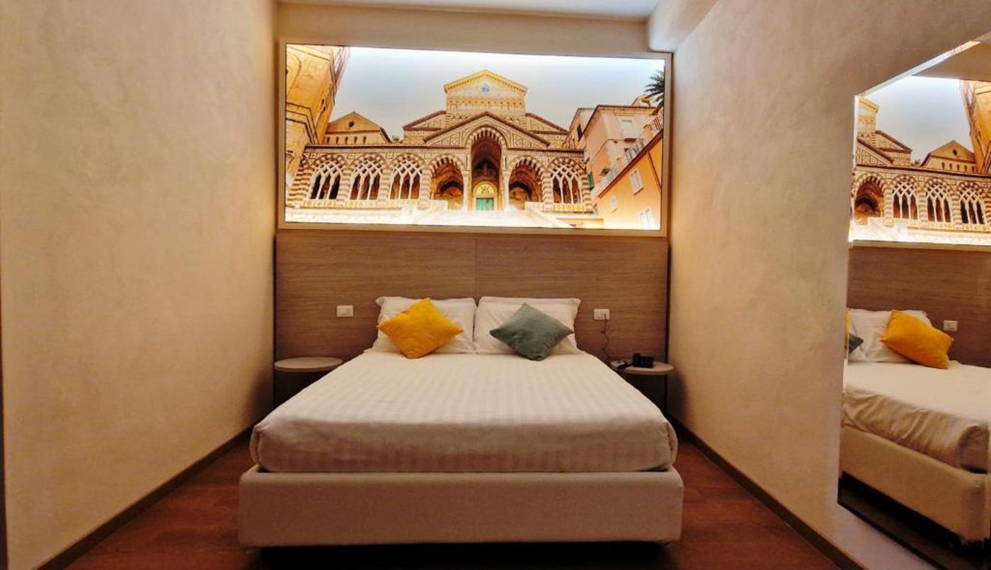 The Sun Hotel Boutique - Italy - Napes - Room - 1