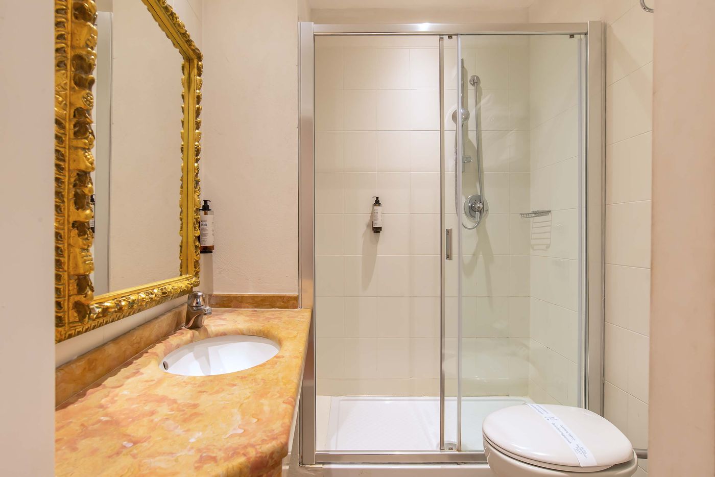 Machiavelli-Palace-Room-63